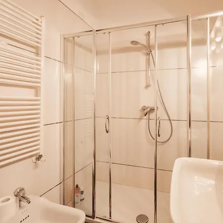 I Giardini Del Sole Con Piscina By Wonderful Italy Apartment